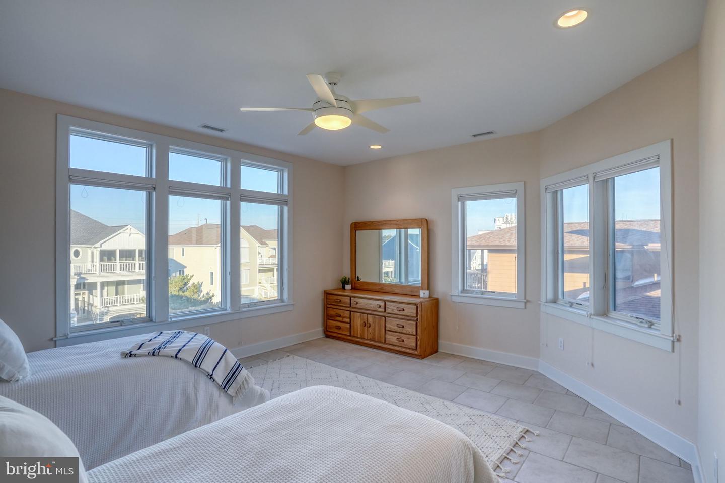 DESU2101446-804344043300-2025-12-05-00-20-45 37105 Ocean Park Ln | Fenwick Island, DE Real Estate For Sale | MLS# Desu2101446  - Jack Lingo REALTOR