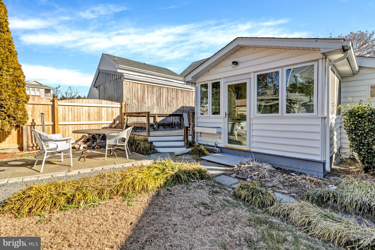 listing image