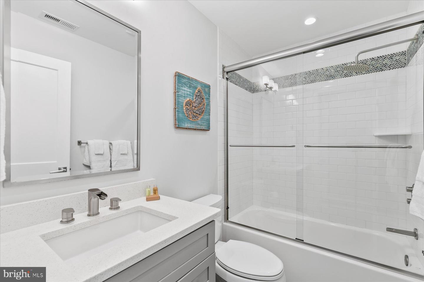 DESU2101904-804378090128-2026-01-03-12-41-01 200 Laurel St | Rehoboth Beach, DE Real Estate For Sale | MLS# Desu2101904 - Jack Lingo REALTOR DESU2101904-804378090128-2026-01-03-12-41-01 200 Laurel St | Rehoboth Beach, DE Real Estate For Sale | MLS# Desu2101904 - Jack Lingo REALTOR