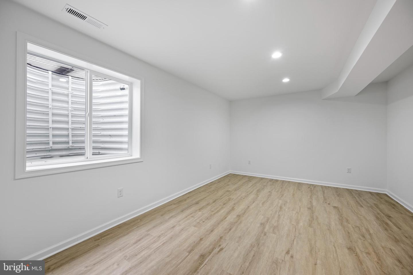 DESU2102122-804410464040-2026-04-29-01-26-27 19149 Chartres St #27 | Lewes, DE Real Estate For Sale | MLS# Desu2102122  - Jack Lingo REALTOR