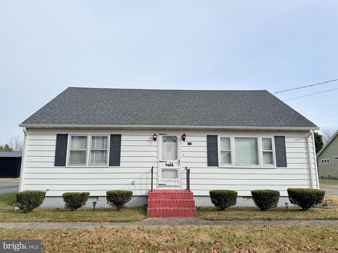 DESU2102382-804399939682-2025-12-31-11-52-45 672 N Bedford St | Georgetown, DE Real Estate For Sale | MLS# Desu2102382  - Jack Lingo REALTOR