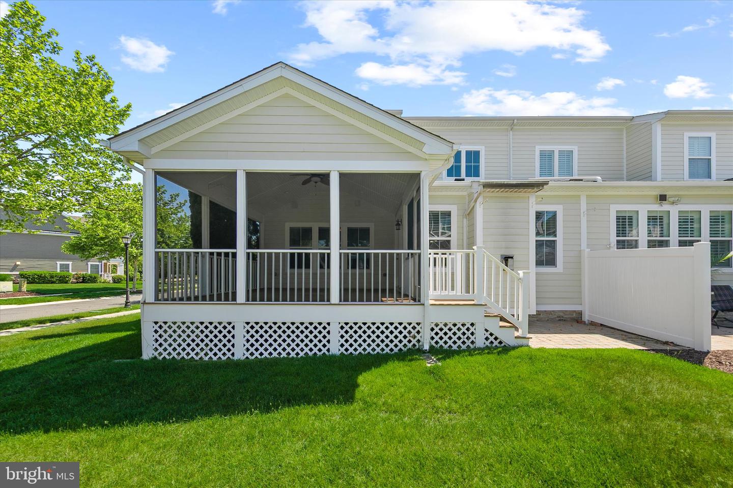 listing image