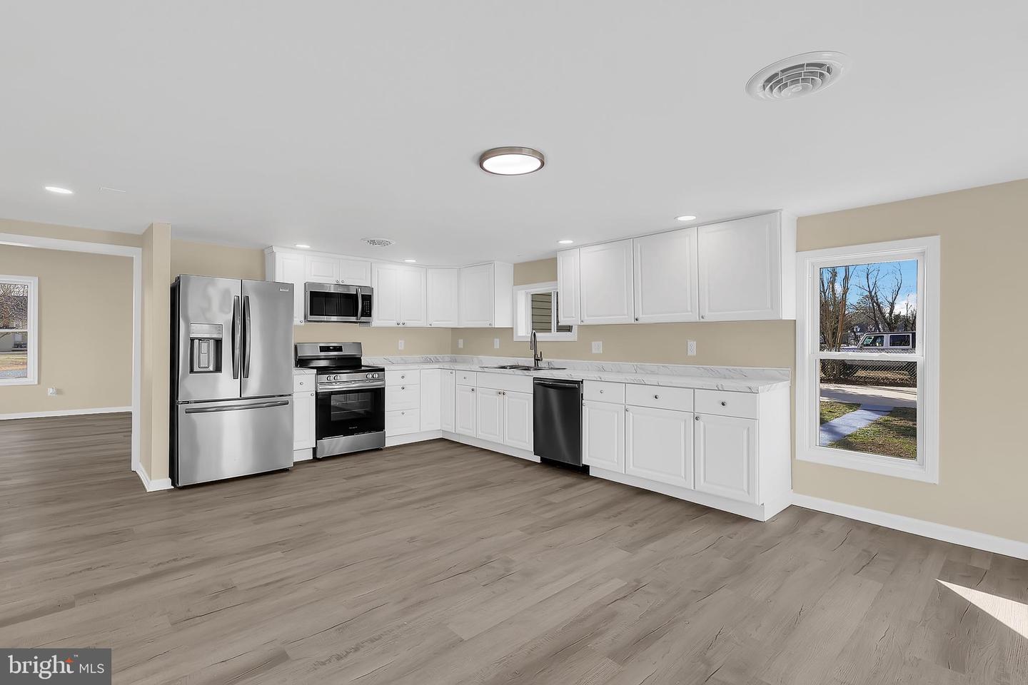 DESU2102550-804408956954-2026-01-07-08-50-14 110 E Kings St | Seaford, DE Real Estate For Sale | MLS# Desu2102550  - Jack Lingo REALTOR