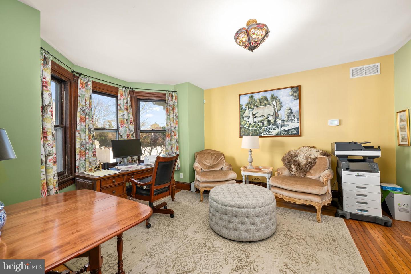 listing image