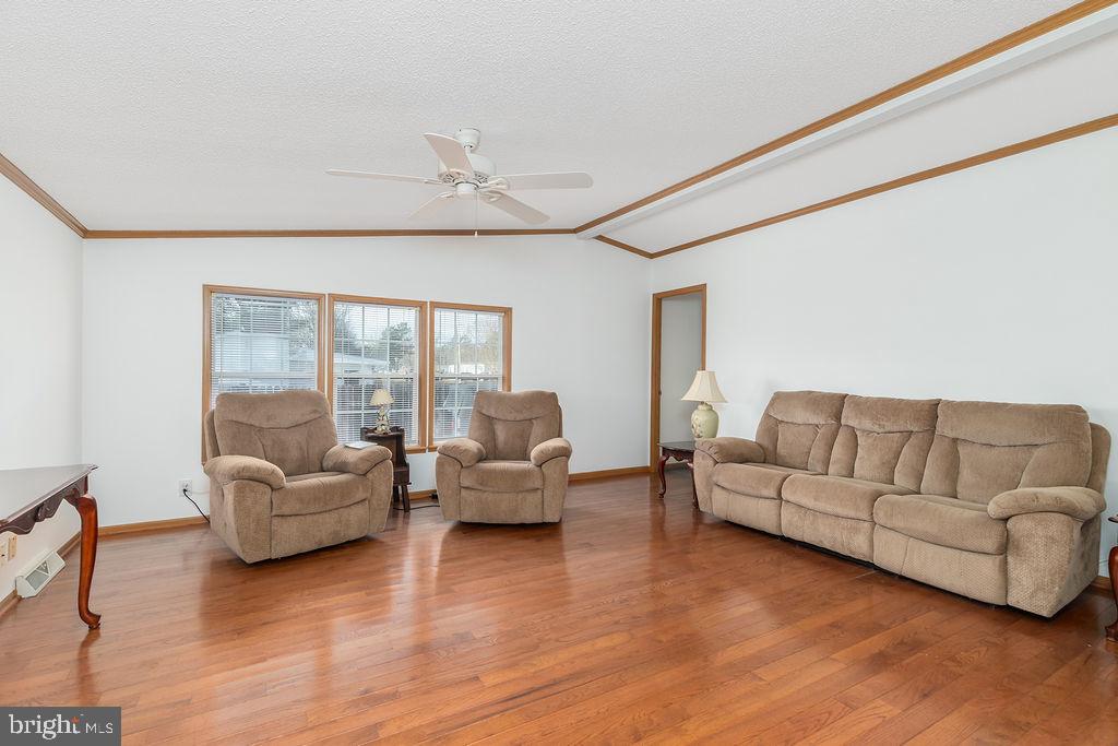 DESU2103826-804473610172-2026-01-25-01-12-43 31434 Oak St | Ocean View, DE Real Estate For Sale | MLS# Desu2103826  - Jack Lingo REALTOR