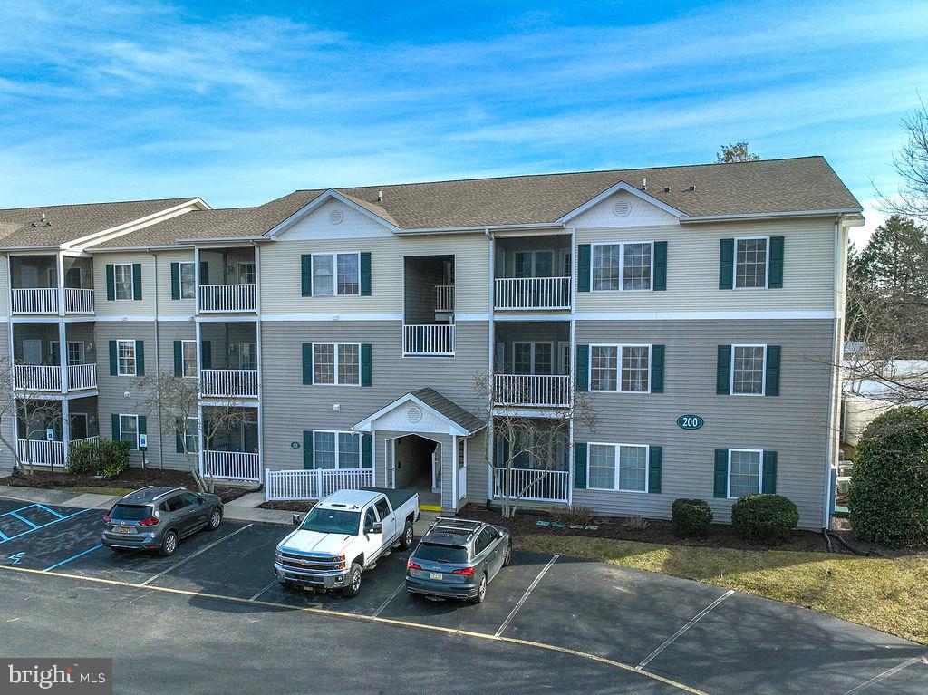 200 PEBBLE DR #207, REHOBOTH BEACH, DE - Jack Lingo Realtor