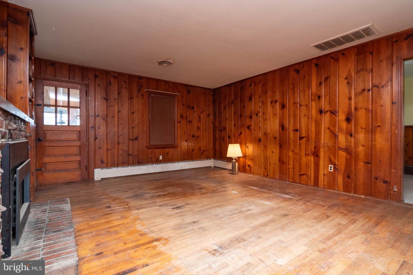 DESU2104122-804537199634-2026-02-20-00-19-56 900 W Locust St | Seaford, DE Real Estate For Sale | MLS# Desu2104122 - Jack Lingo REALTOR DESU2104122-804537199634-2026-02-20-00-19-56 900 W Locust St | Seaford, DE Real Estate For Sale | MLS# Desu2104122 - Jack Lingo REALTOR