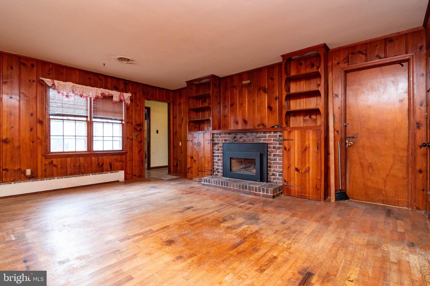 DESU2104122-804537199644-2026-02-20-00-19-56 900 W Locust St | Seaford, DE Real Estate For Sale | MLS# Desu2104122 - Jack Lingo REALTOR DESU2104122-804537199644-2026-02-20-00-19-56 900 W Locust St | Seaford, DE Real Estate For Sale | MLS# Desu2104122 - Jack Lingo REALTOR