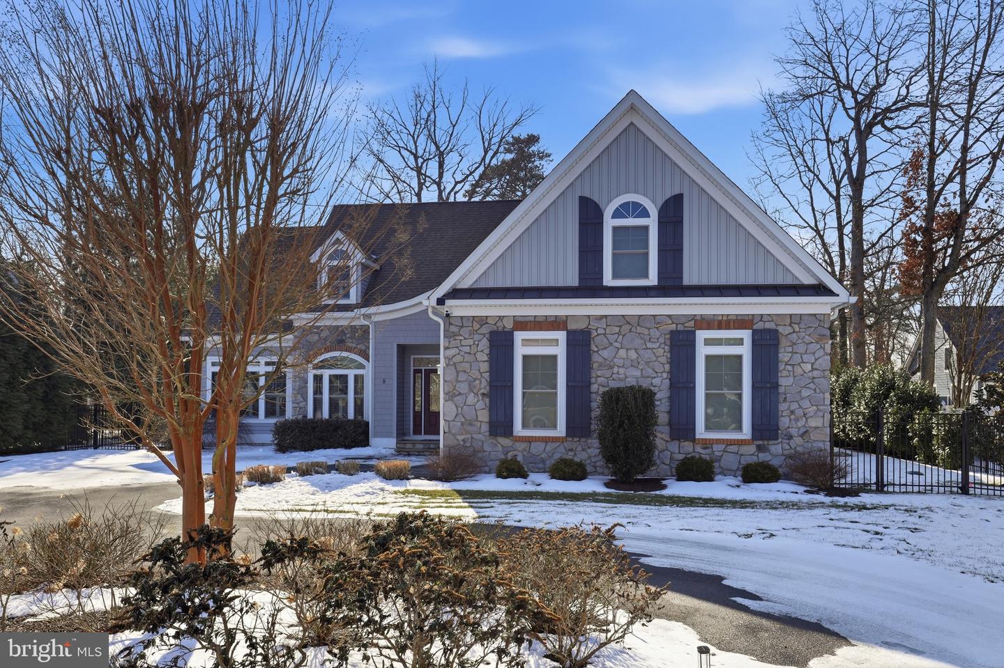 listing image