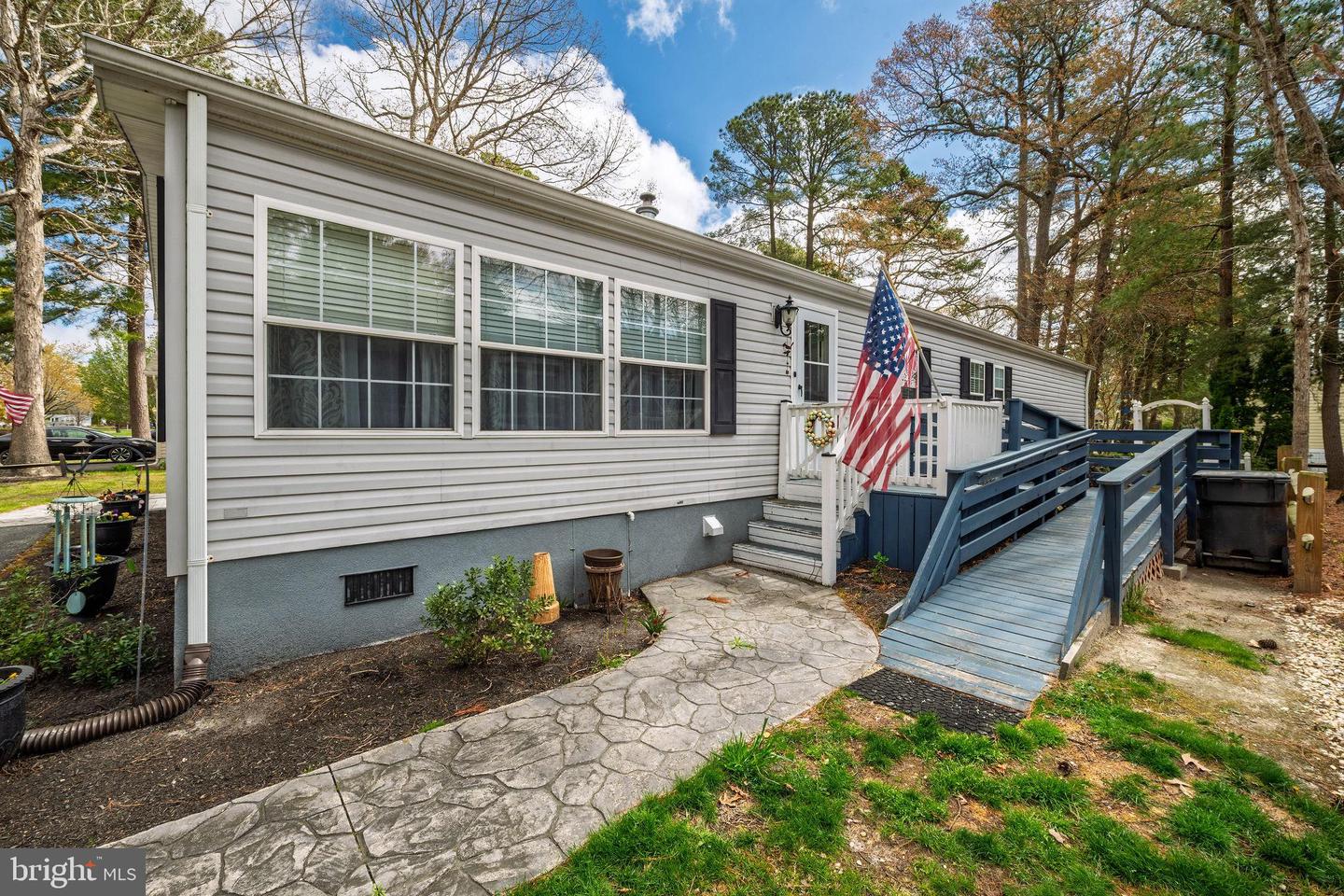 DESU2105126-804744505518-2026-04-08-13-58-49 33606 Lakeshore Cir | Millsboro, DE Real Estate For Sale | MLS# Desu2105126  - Jack Lingo REALTOR