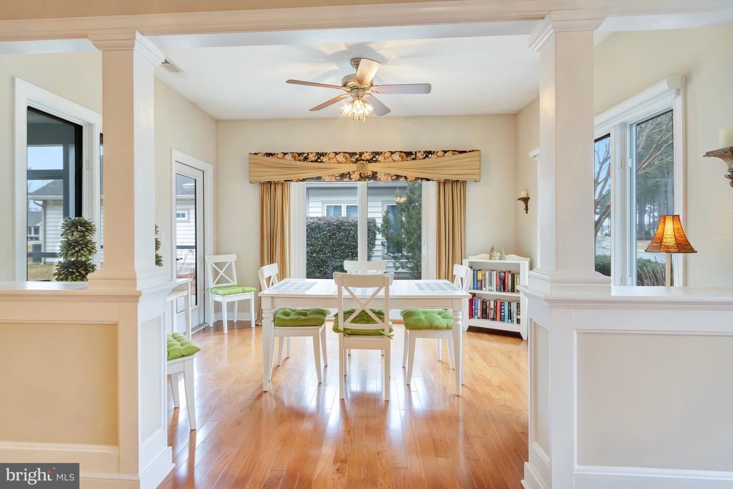 listing image