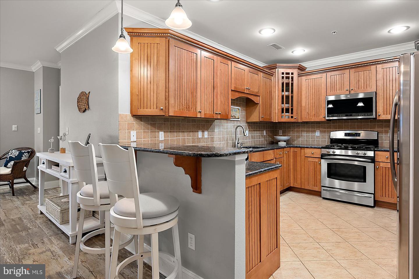 listing image
