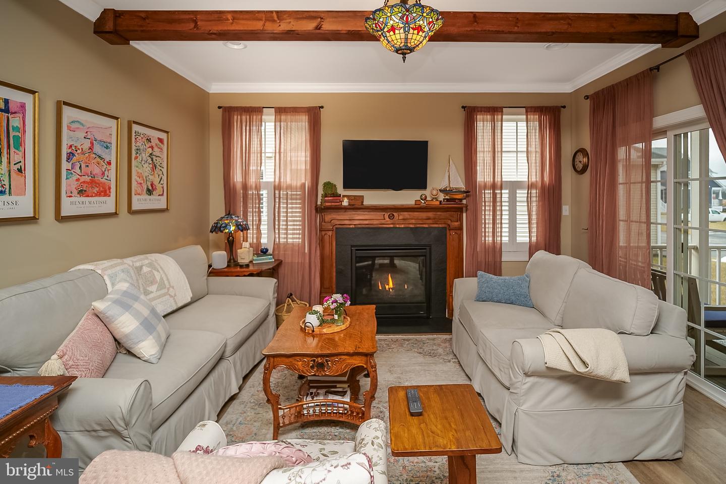 listing image