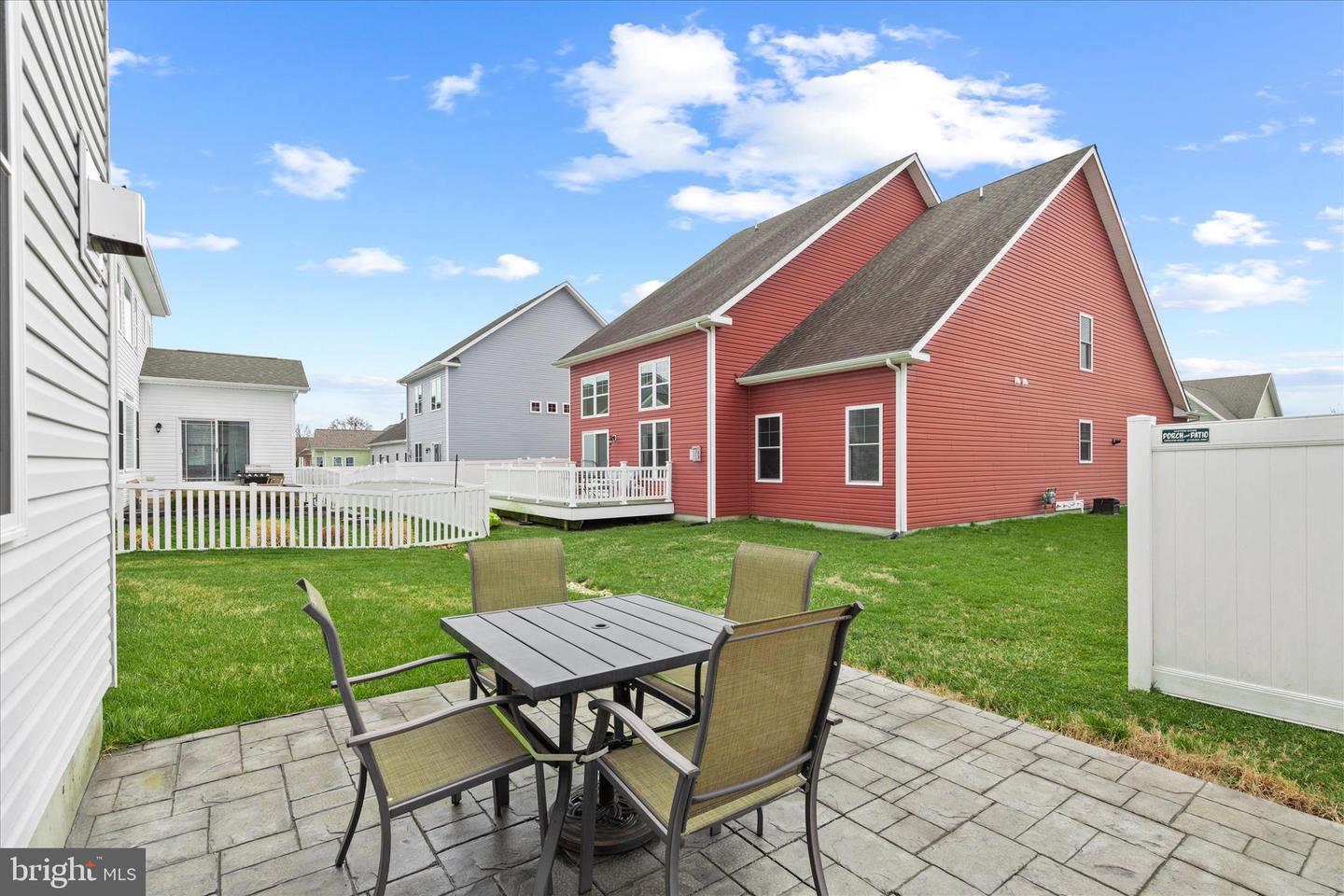listing image