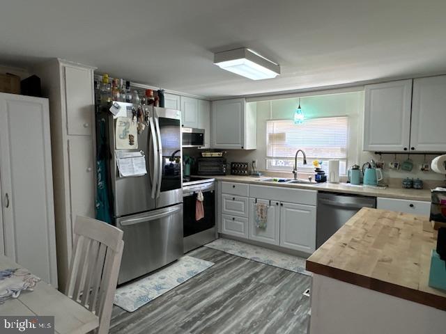 listing image
