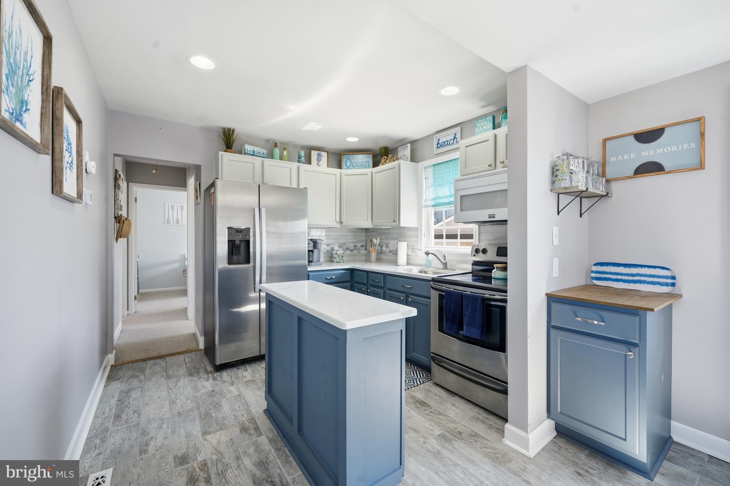 listing image