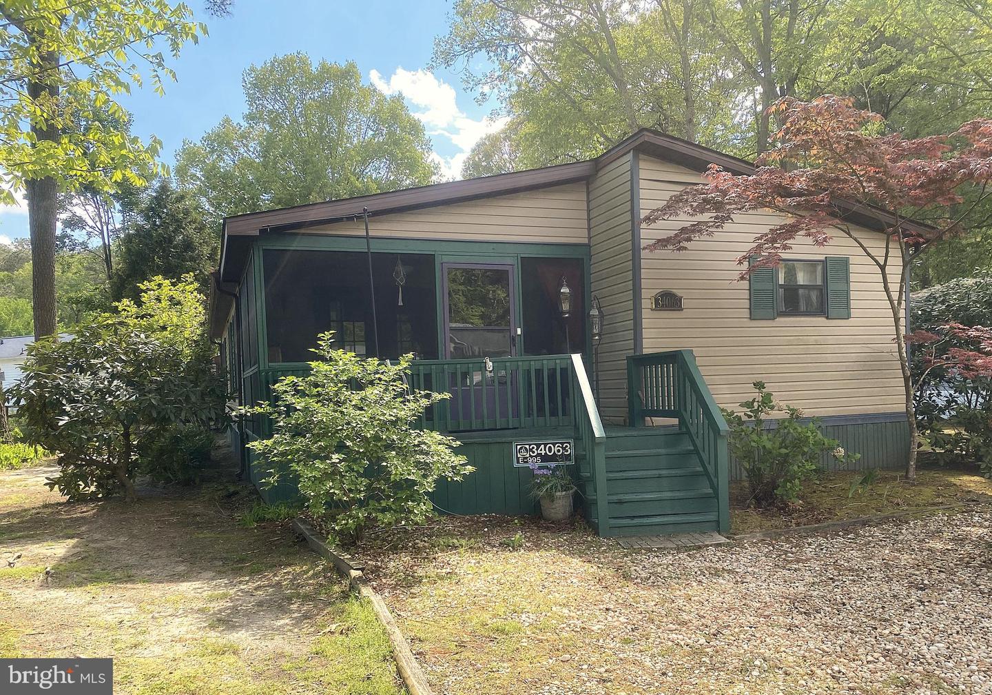 listing image