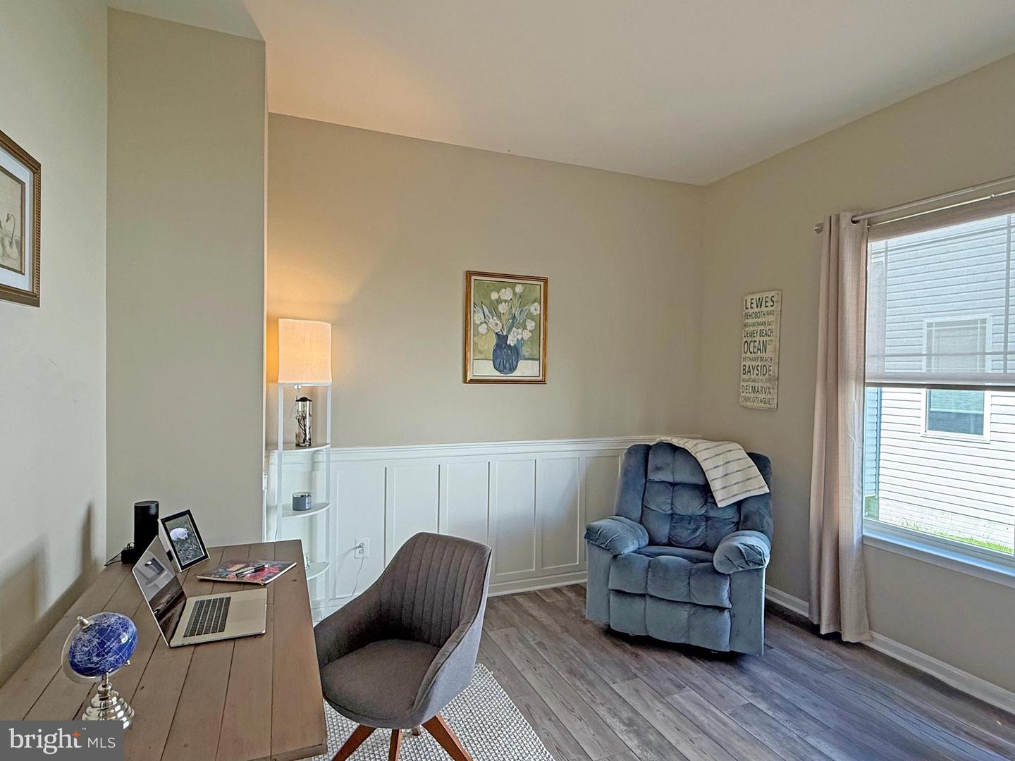 listing image