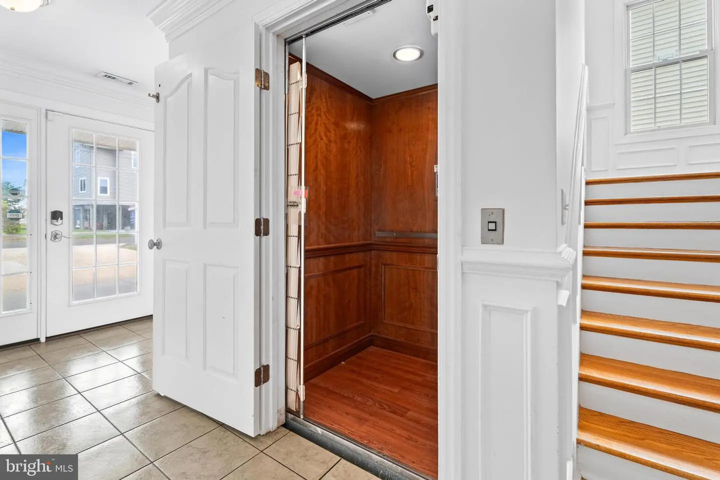 listing image