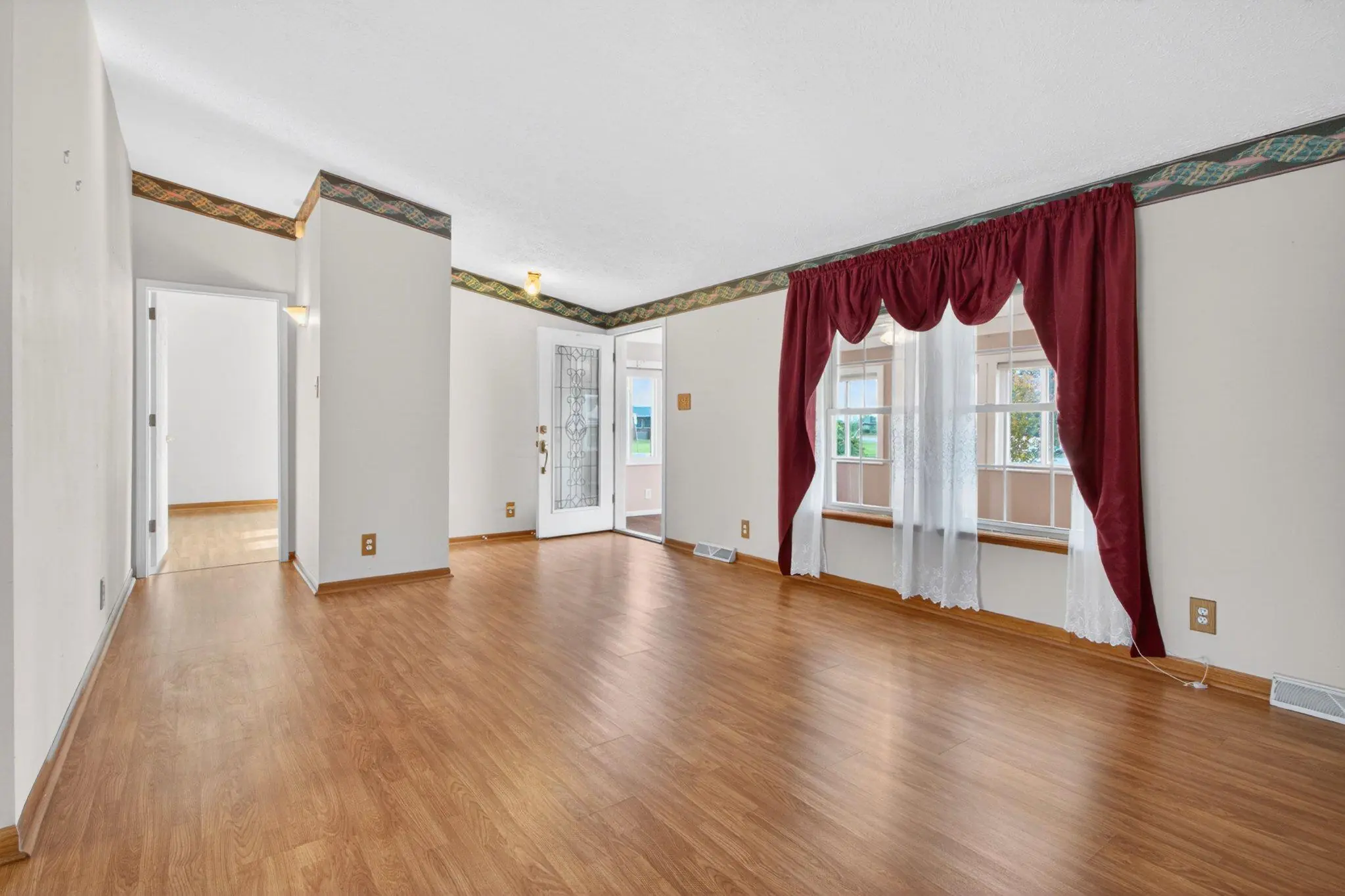 listing image