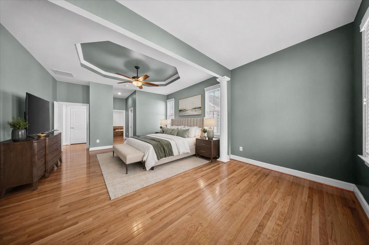 listing image