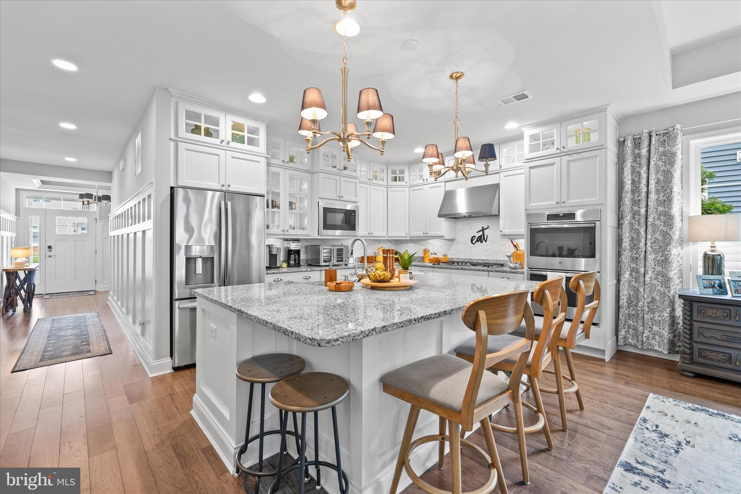 listing image