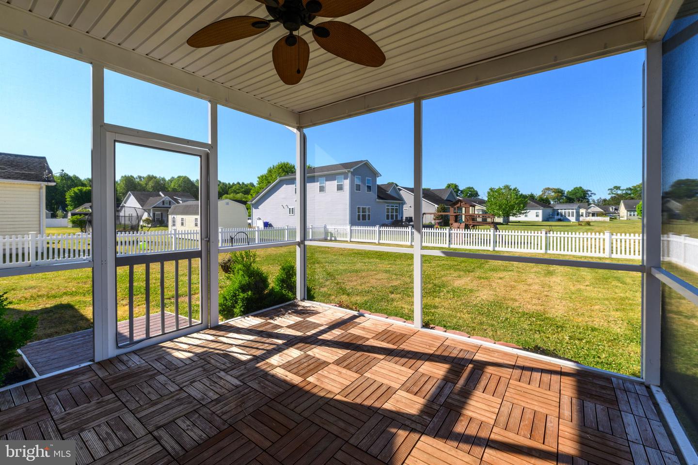 listing image