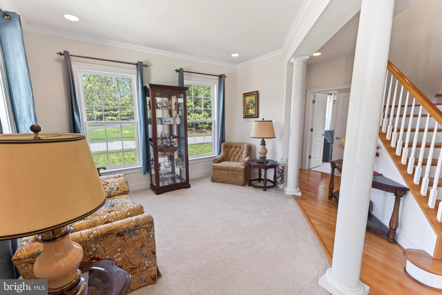 listing image