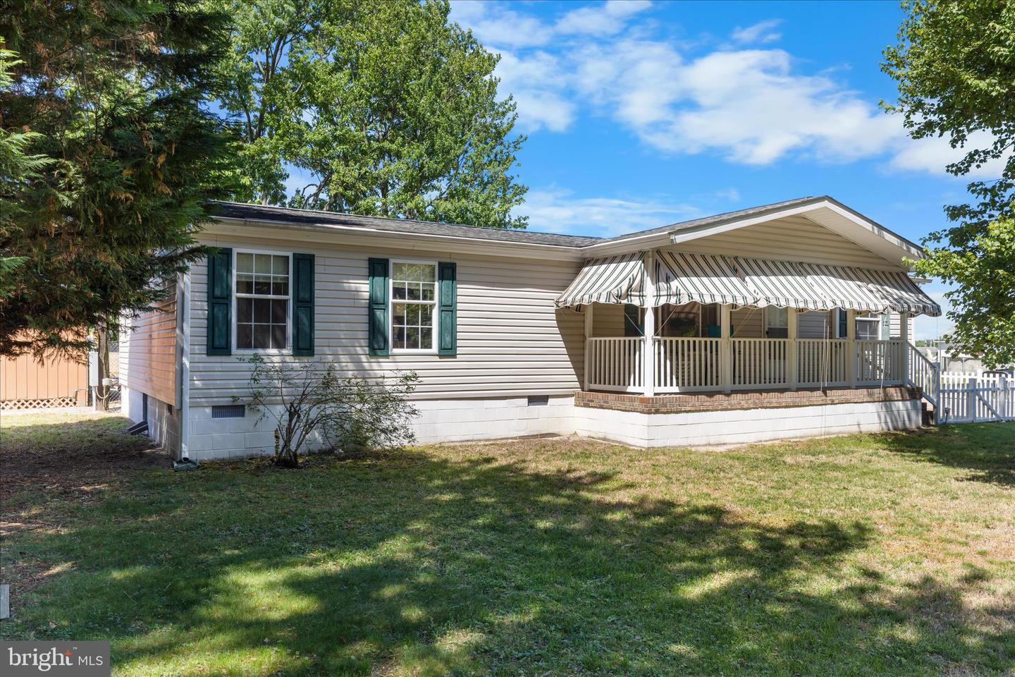 listing image