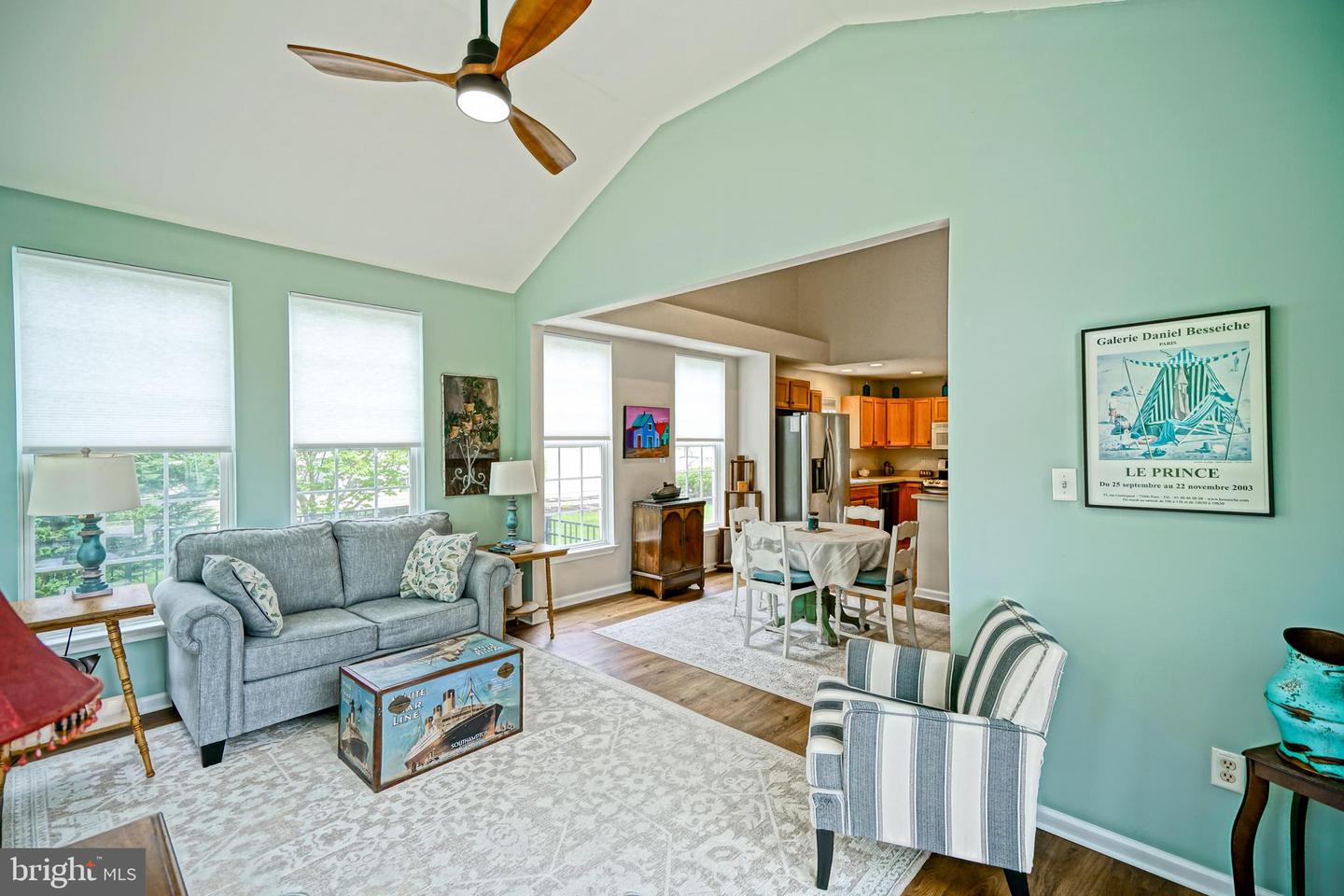 listing image
