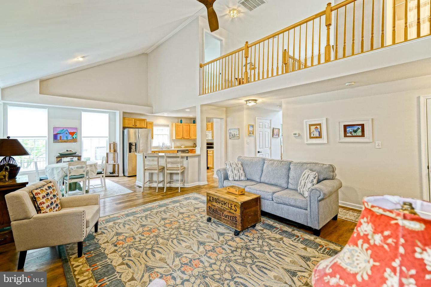 listing image