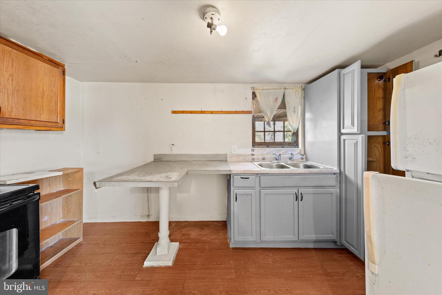 DESU2111626-804924302232-2026-05-14-16-07-36 303 N Front St | Seaford, DE Real Estate For Sale | MLS# Desu2111626 - Jack Lingo REALTOR DESU2111626-804924302232-2026-05-14-16-07-36 303 N Front St | Seaford, DE Real Estate For Sale | MLS# Desu2111626 - Jack Lingo REALTOR