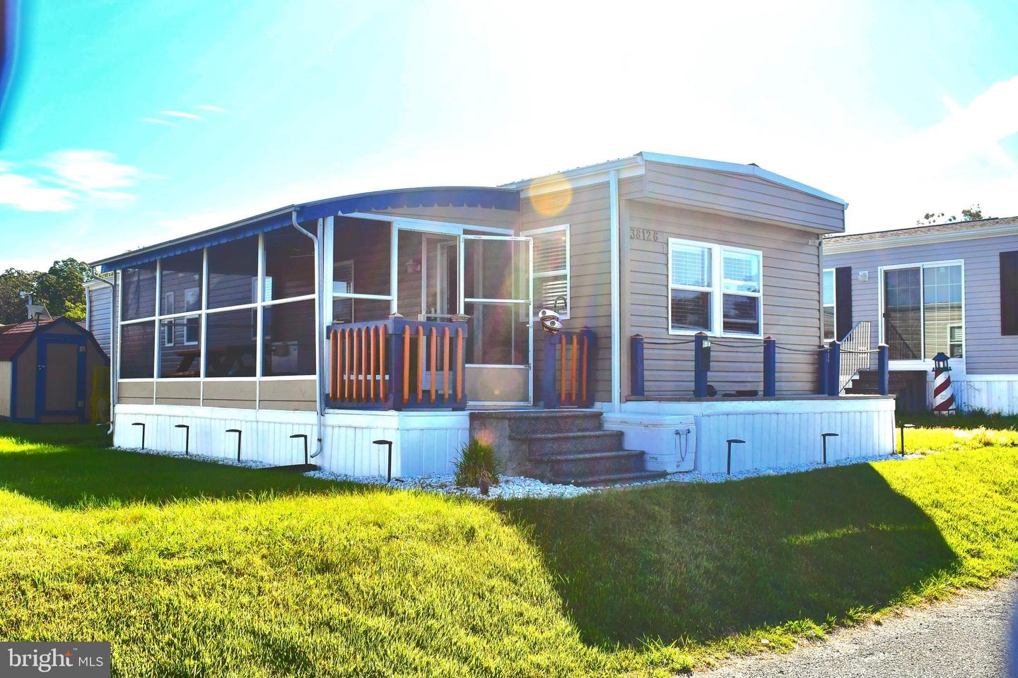 listing image