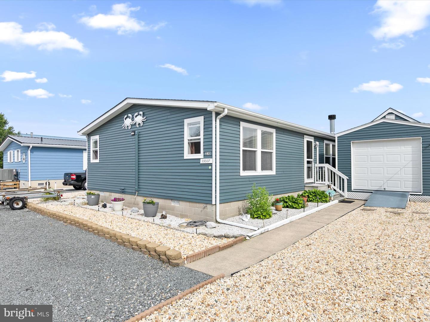 listing image