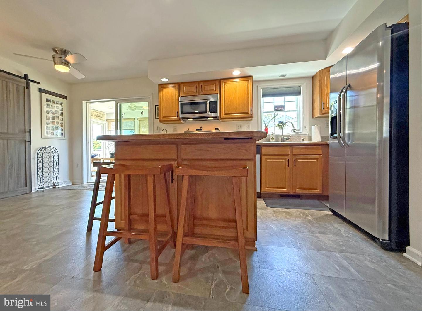 listing image