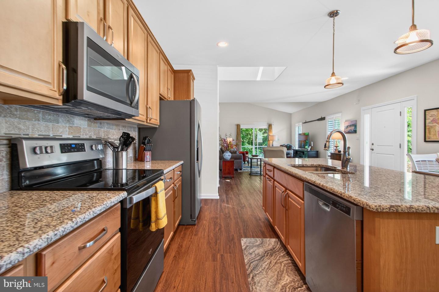 listing image