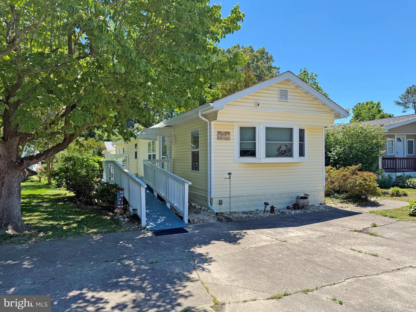 listing image