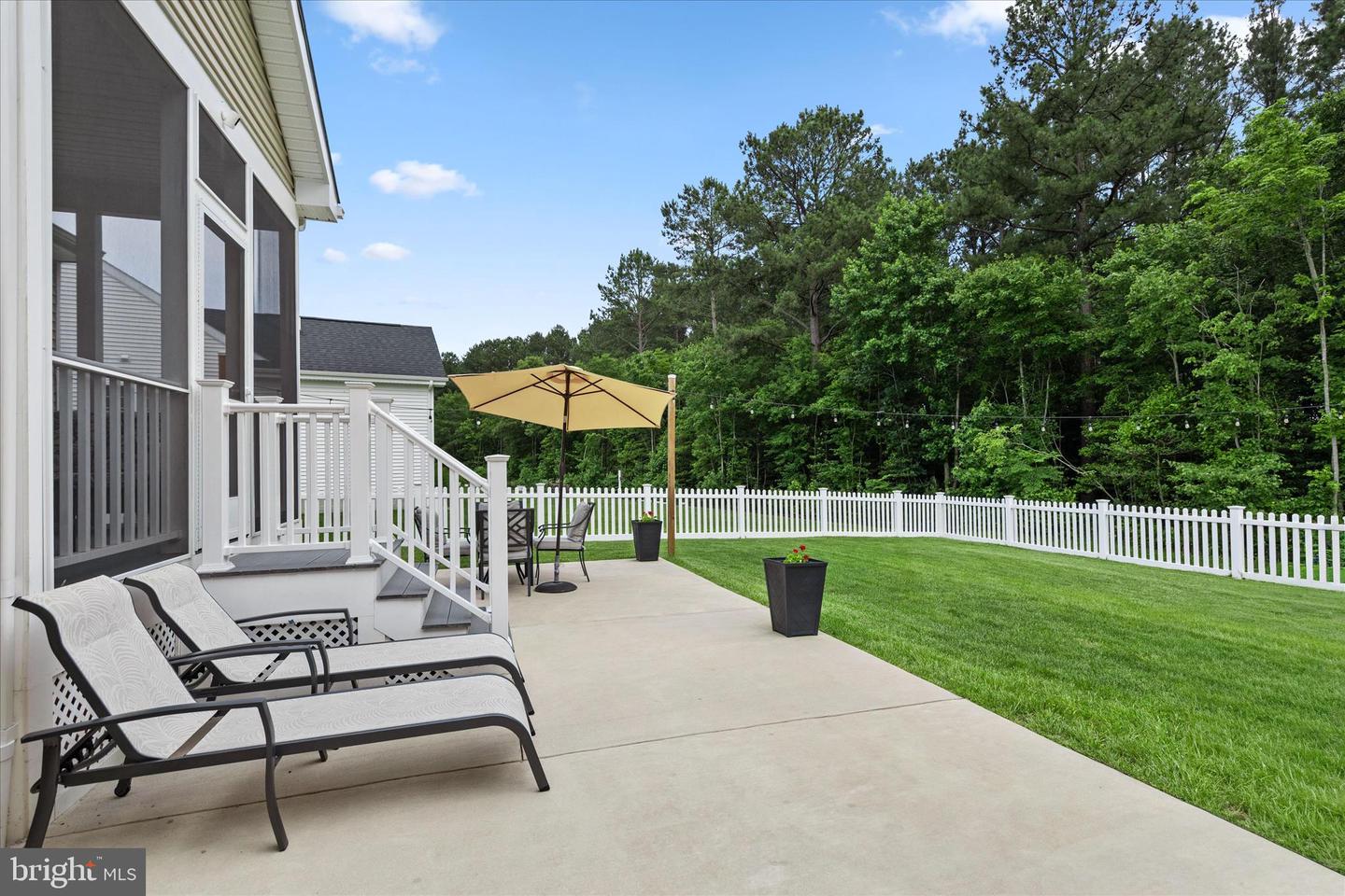 listing image