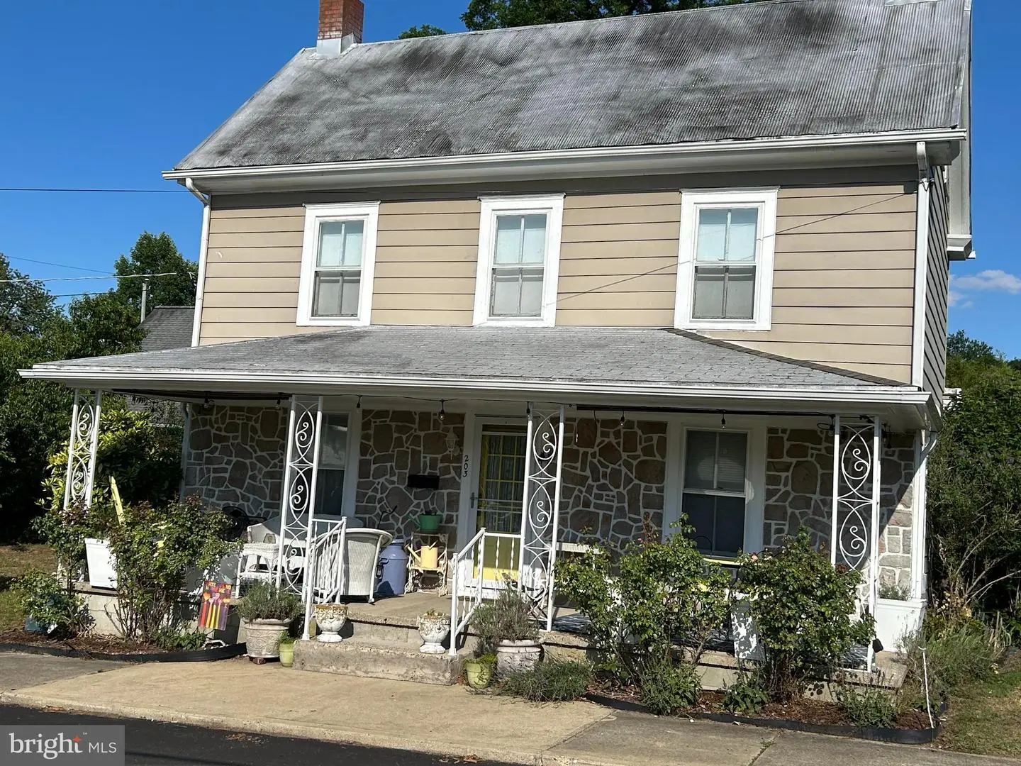 listing image