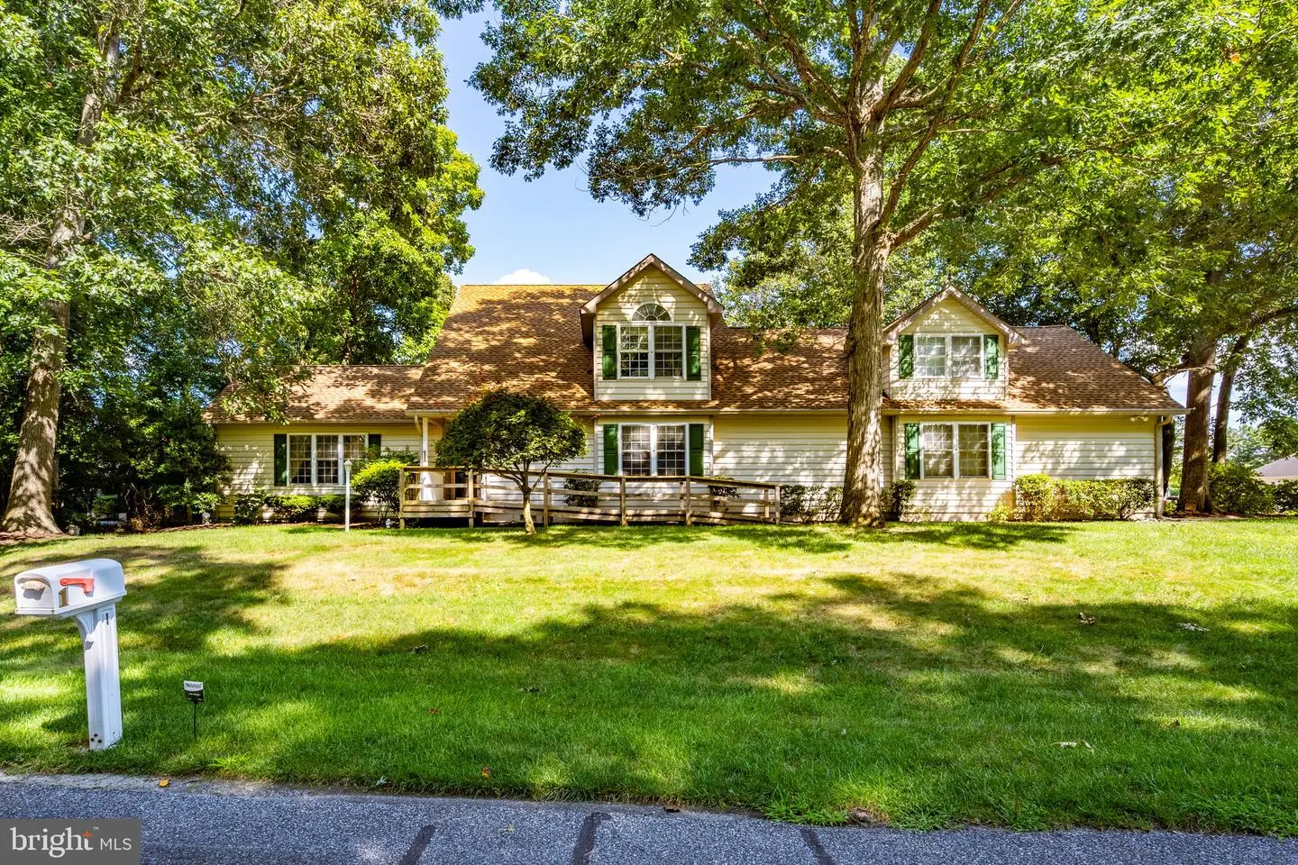 listing image