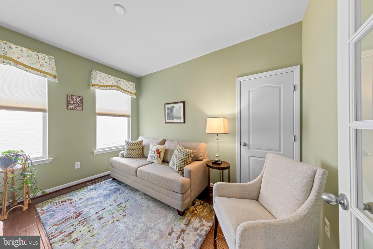 listing image