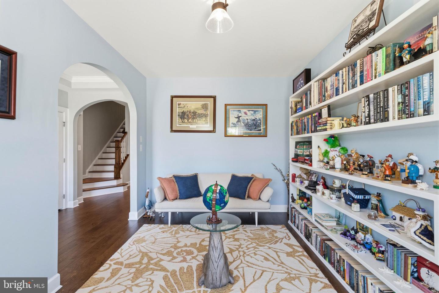 listing image