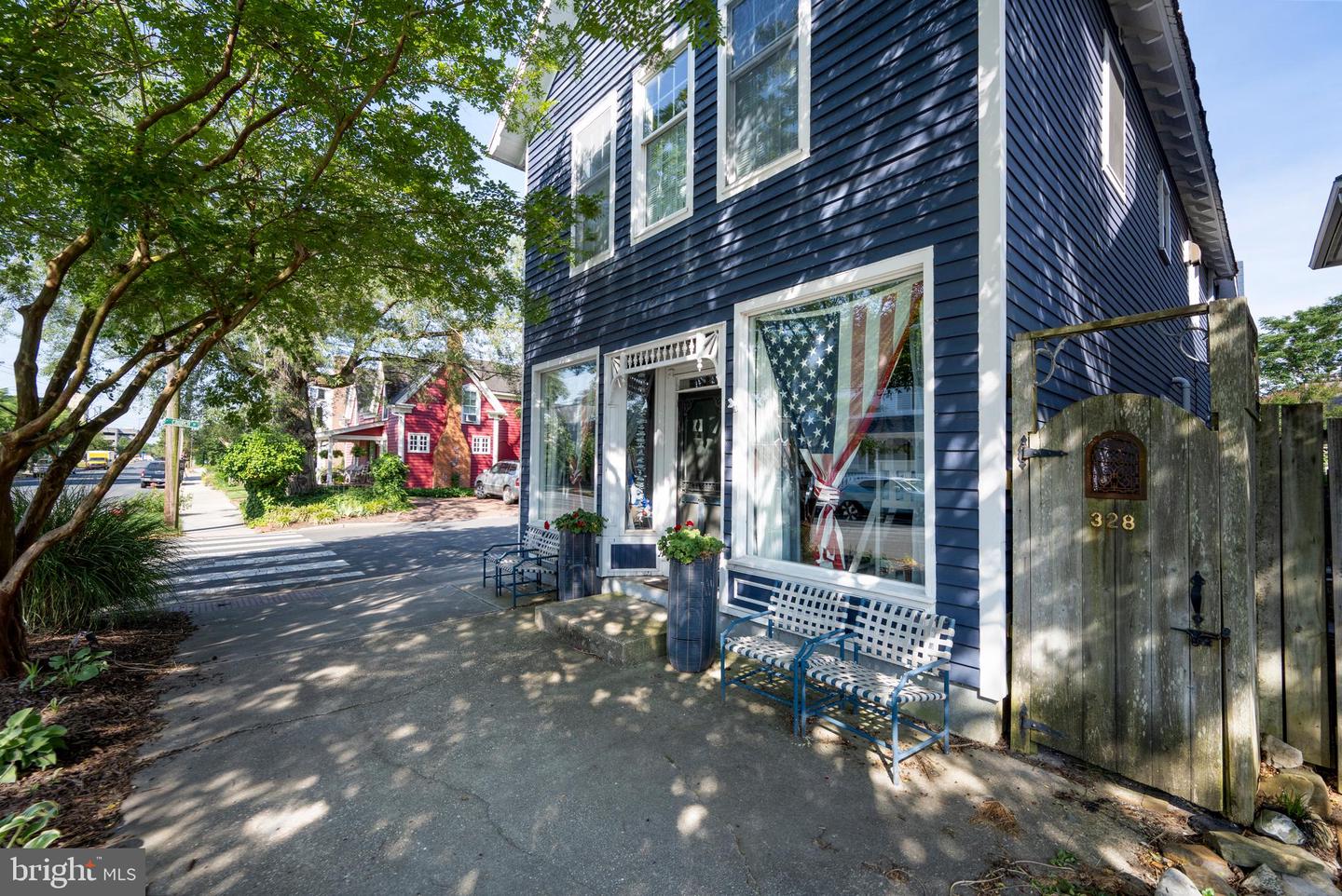 listing image