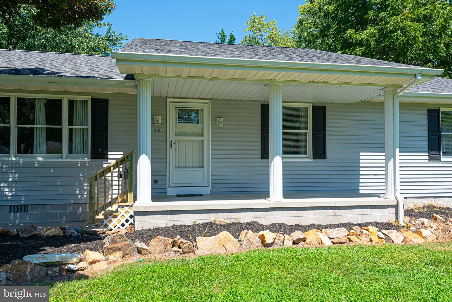 listing image
