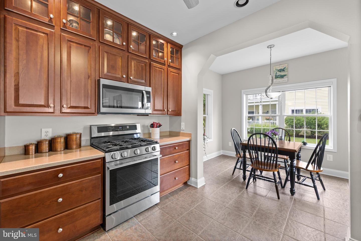 listing image
