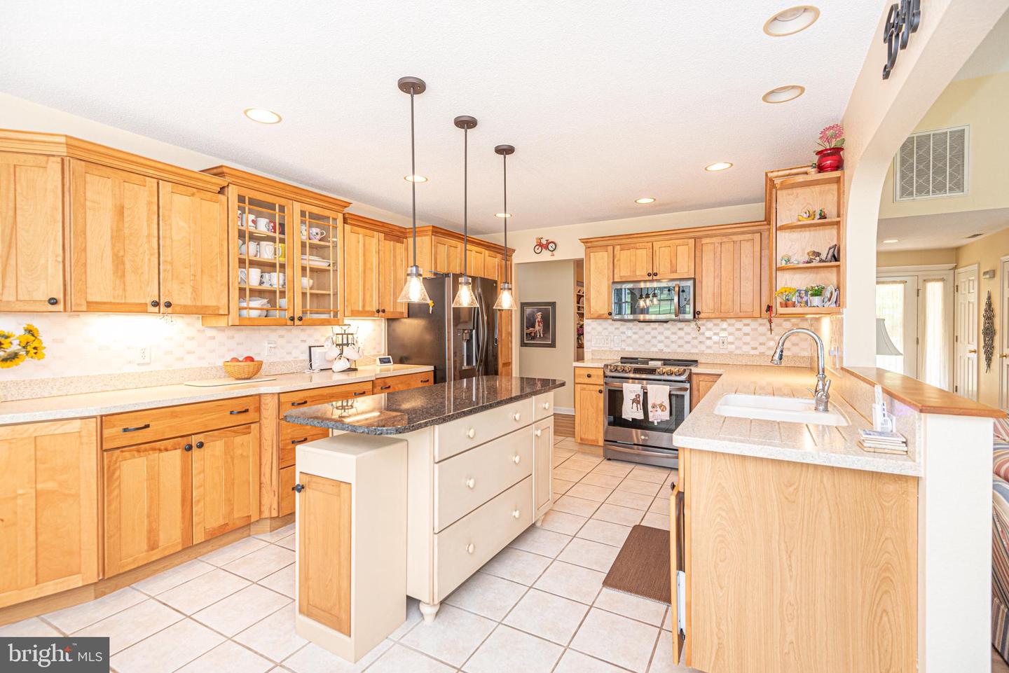listing image