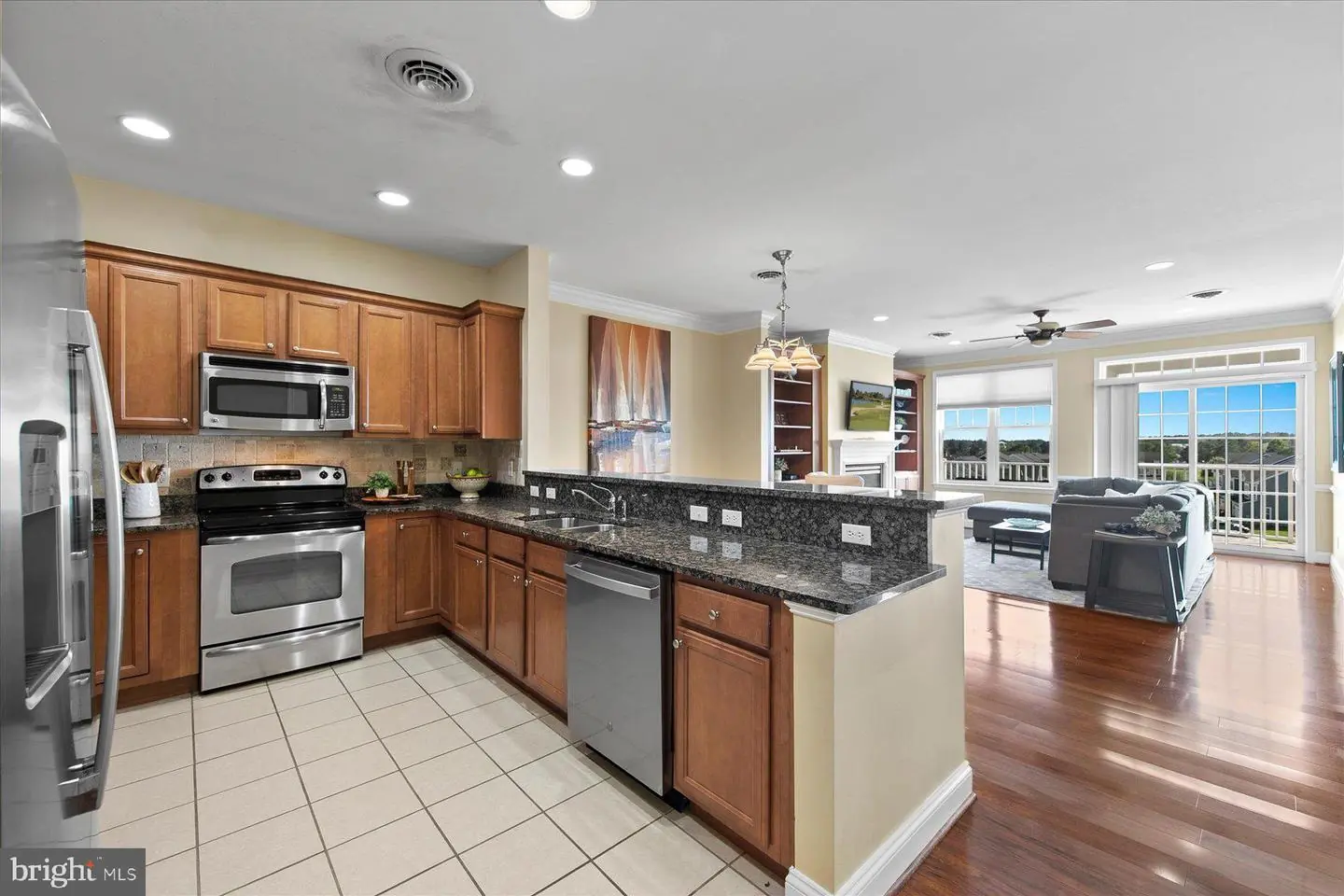 listing image