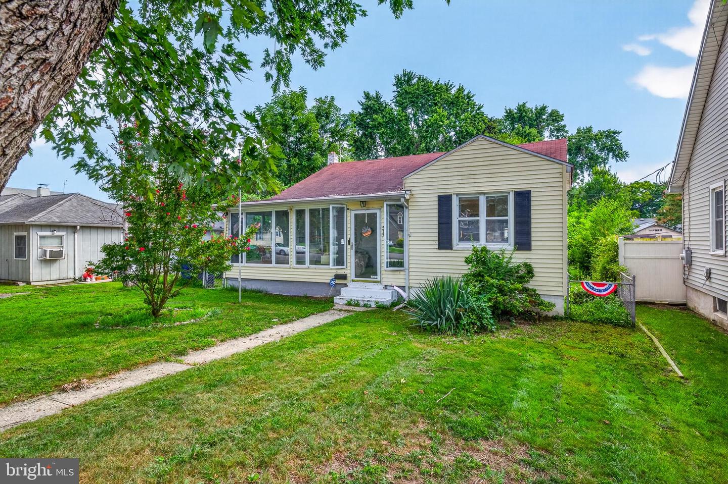 listing image