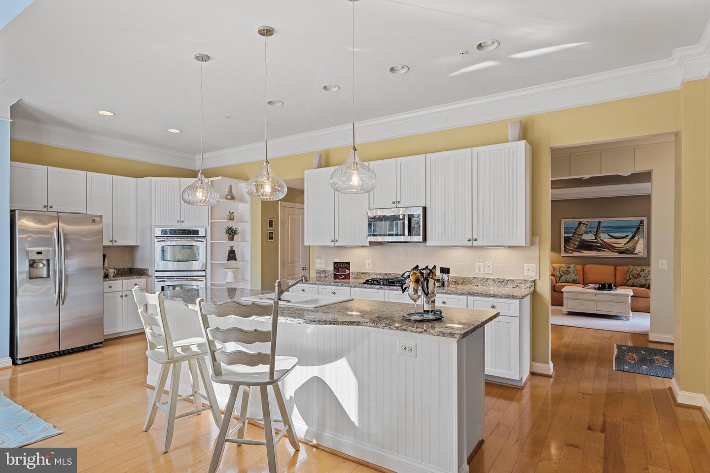 listing image