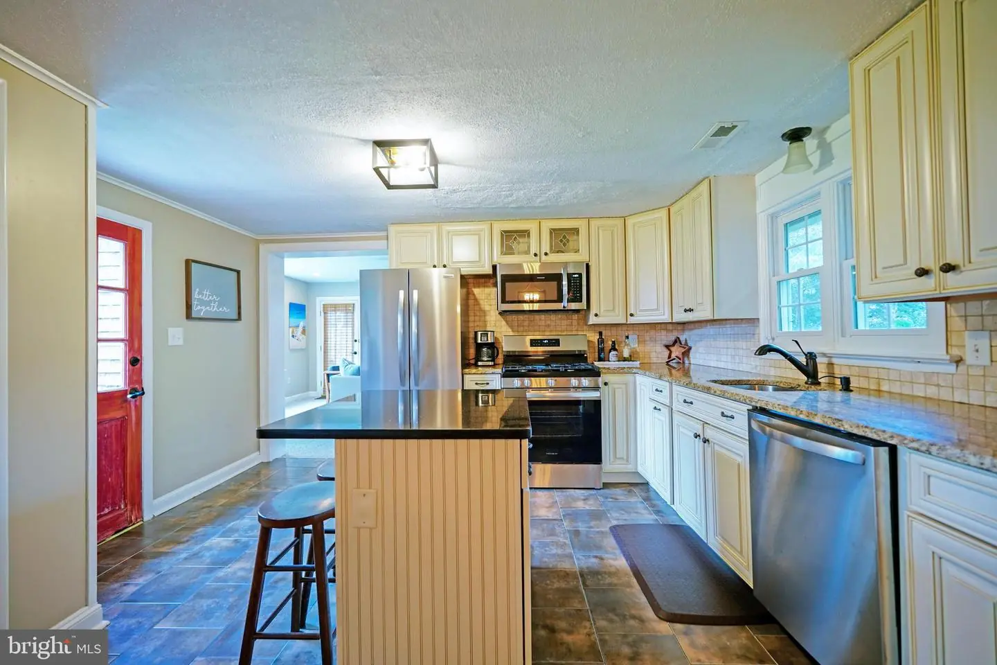 listing image